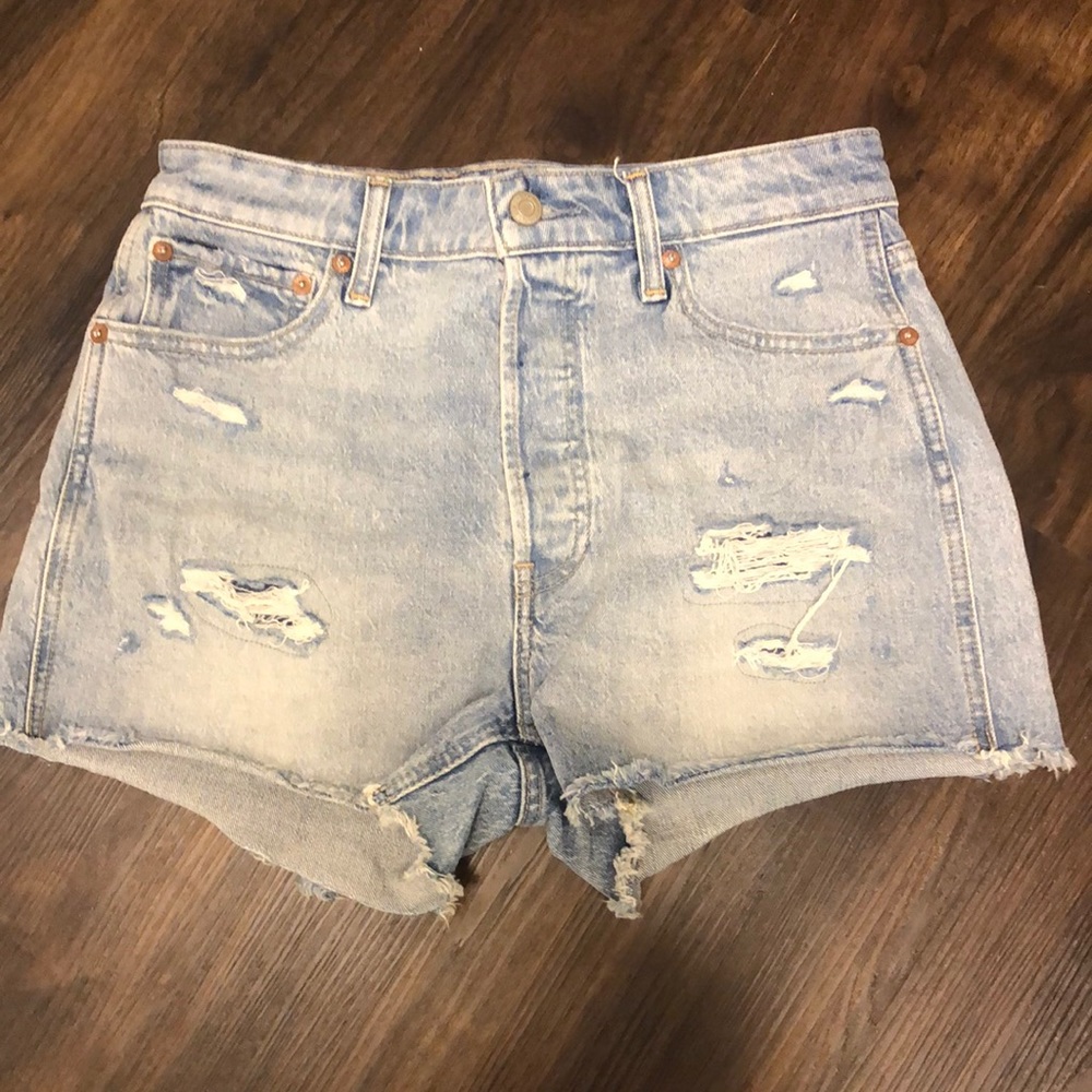 GAP Curvy Cheeky Short